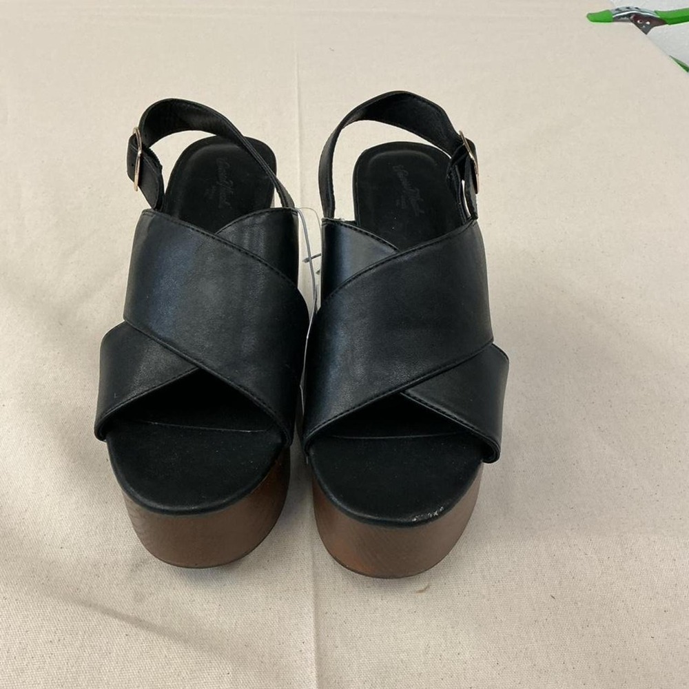 Chunky black platform‎ wedge sandals